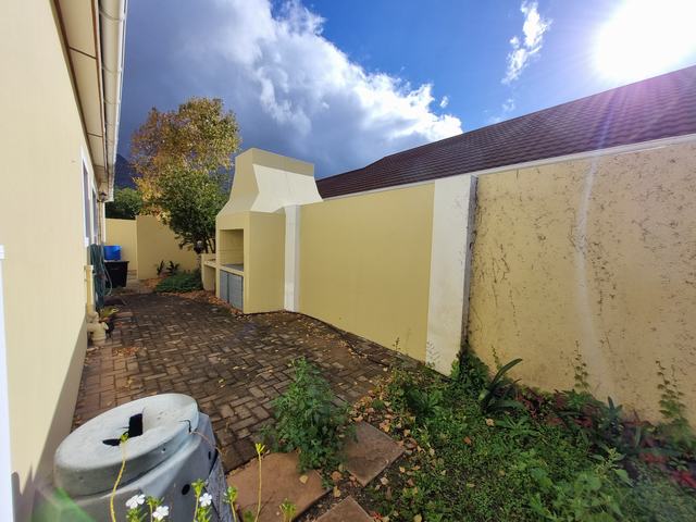 2 Bedroom Property for Sale in Ceres Western Cape